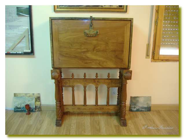 Muebles época colonial
