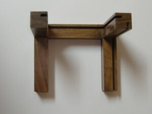 Perfiles de madera para vitrinas de modelos